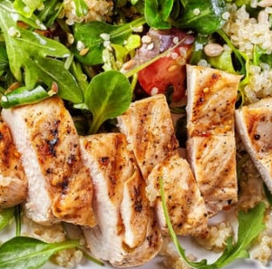 GRILLED CHICKEN SALAD